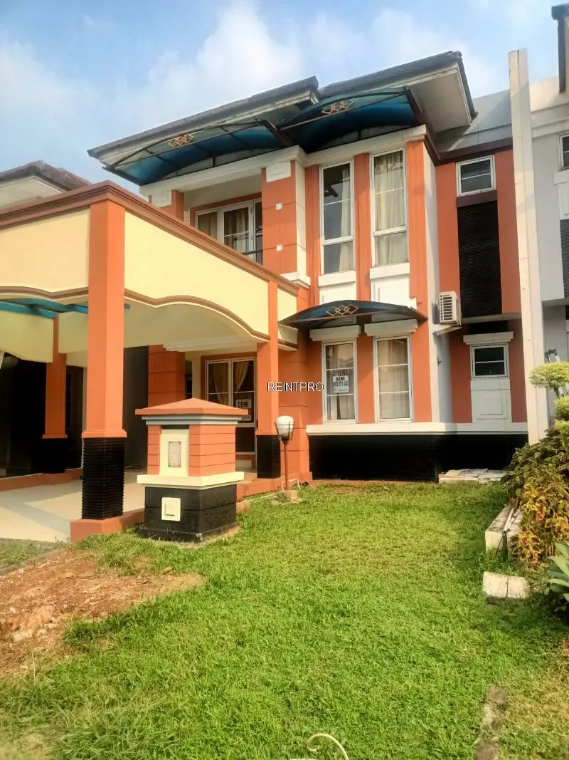 Residence For Sale by Owner West Java   Kota Wisata  photo 1