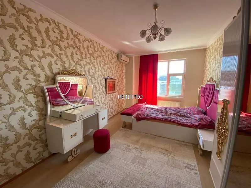 Flat For Sale by Agent Baku City   In City Center With Sea  photo 1